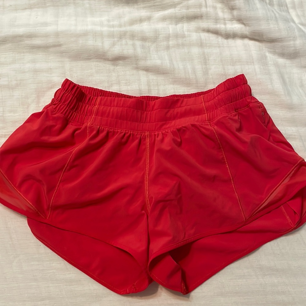 Lulu 2.5 inch hotty hot shorts